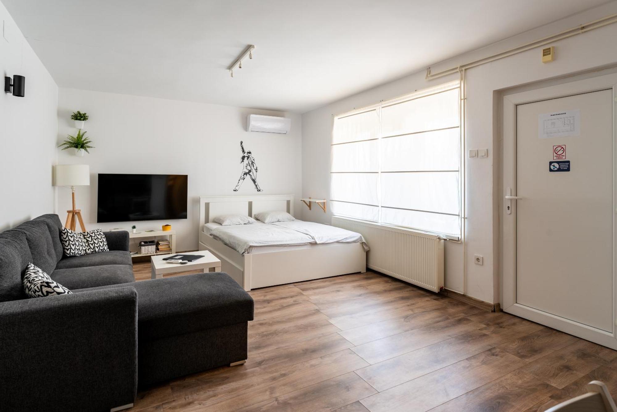 Studio Apartman Queen Bjelovar Bagian luar foto